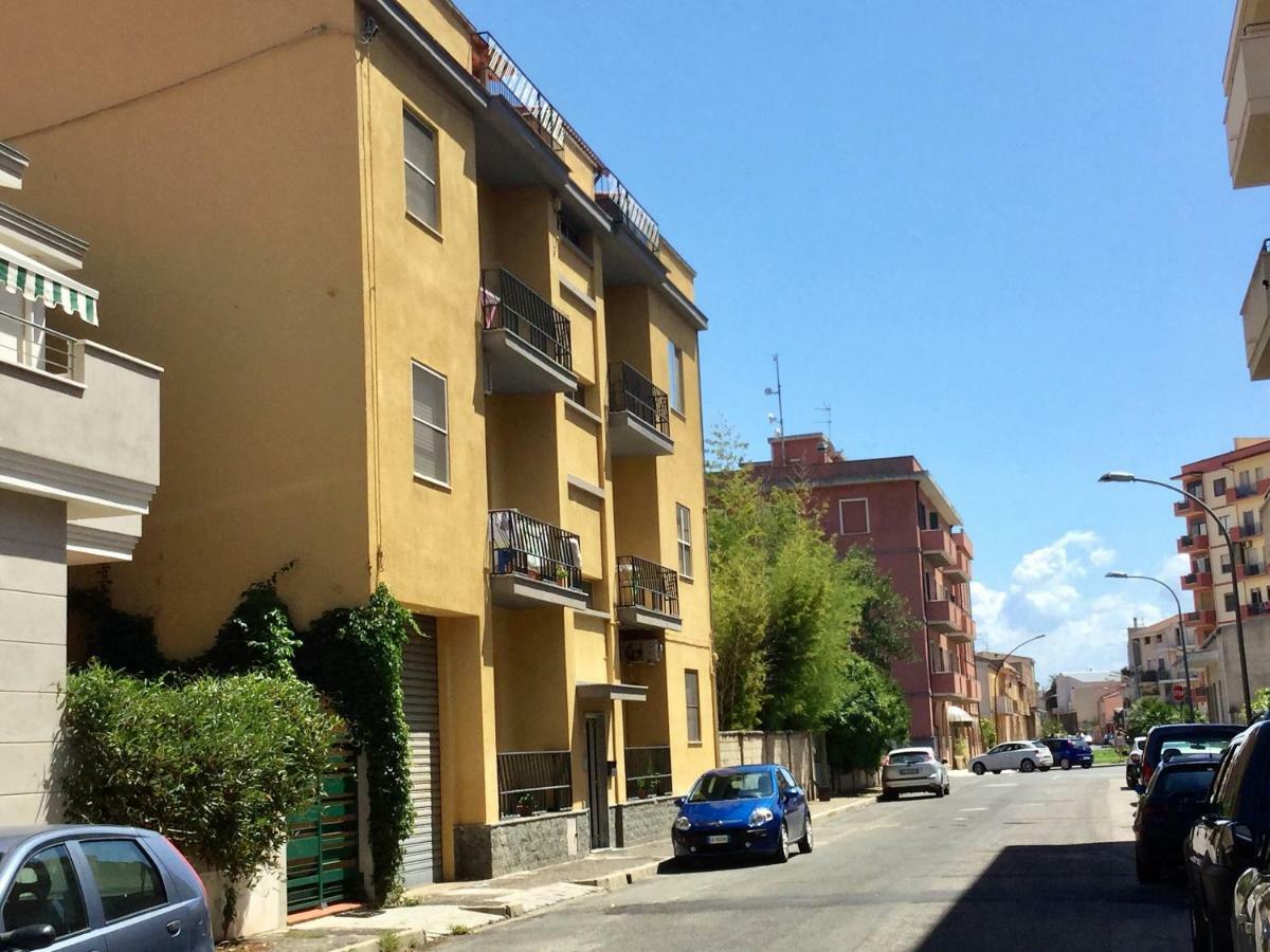 Appartamento Oristano Citta Bagian luar foto