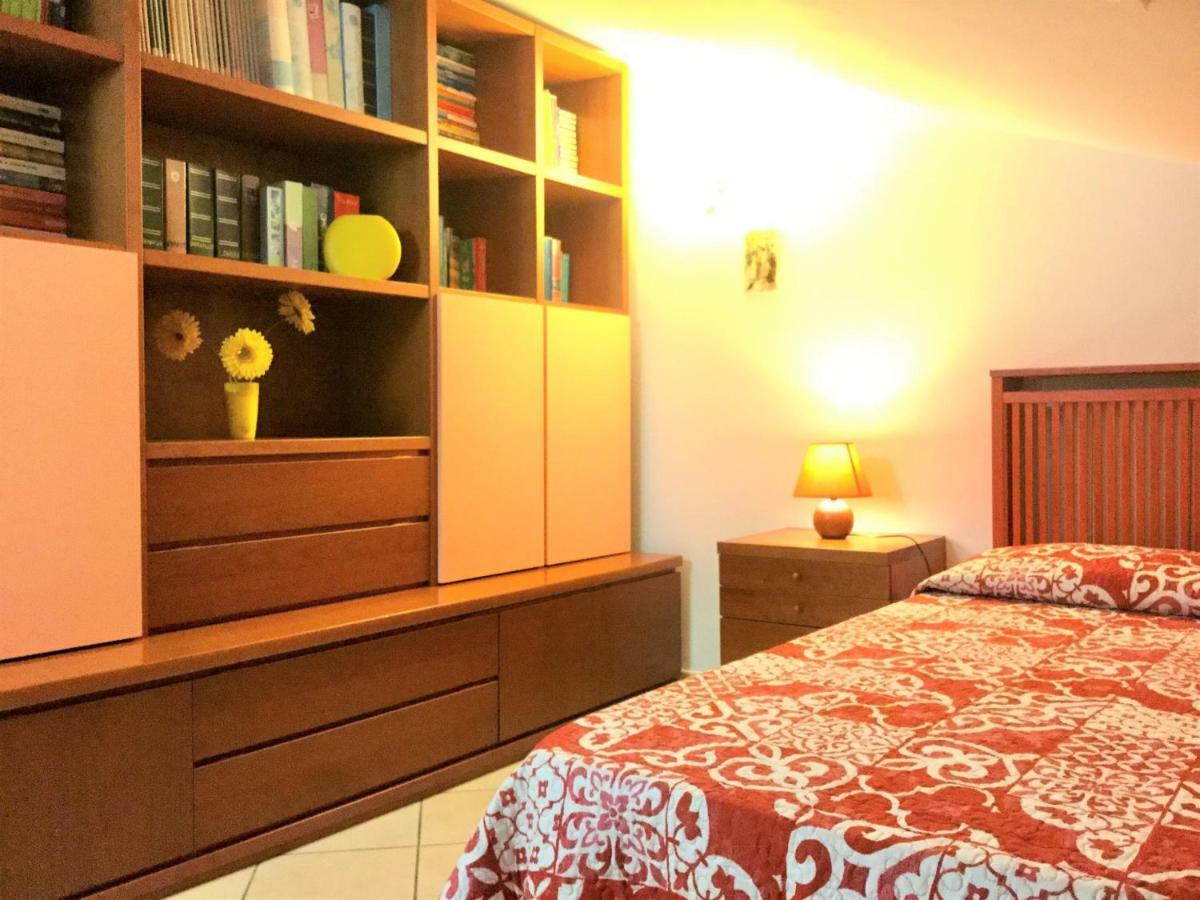 Appartamento Oristano Citta Bagian luar foto