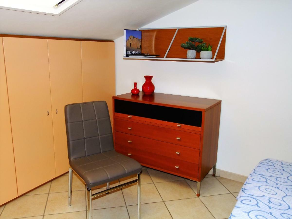 Appartamento Oristano Citta Bagian luar foto